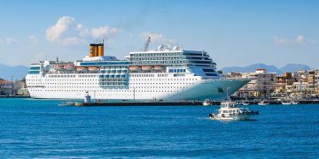 du thuyền 5 sao của Ý Costa NeoRomantica