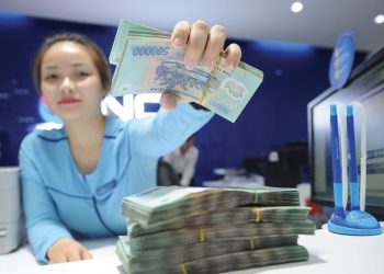 Ngân hàng với điệp khúc chia cổ tức bằng cổ phiếu