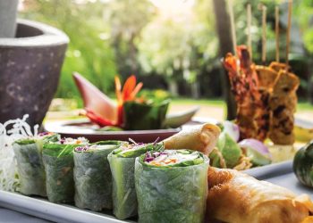 Mừng ngày 30-4 tại Nhà hàng Saigon Café