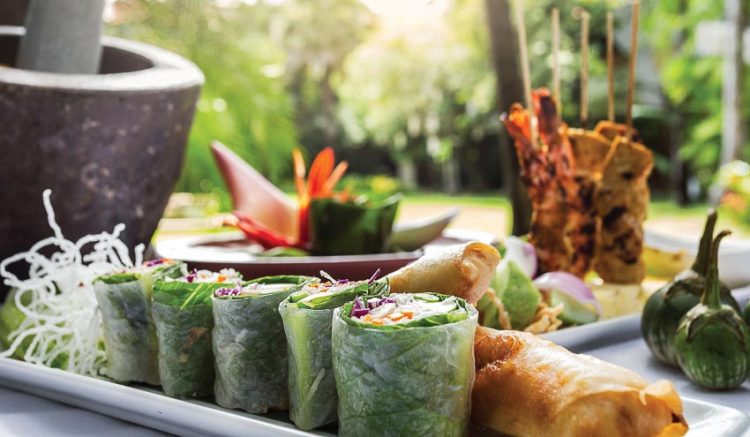 Mừng ngày 30-4 tại Nhà hàng Saigon Café