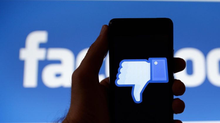 Thêm sự cố rò rỉ thông tin hàng triệu người dùng Facebook