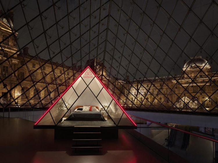 Trải nghiệm thú vị của vị khách đầu tiên qua đêm trong Bảo tàng Louvre - 3