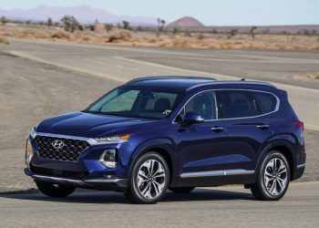 Mẫu xe Santa Fe cũng chứng kiến sự tăng trưởng 23.9%, đạt 756 xe trong tháng 4