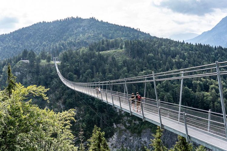 13 chiếc cầu đi bộ ngoạn mục nhất thế giới 6