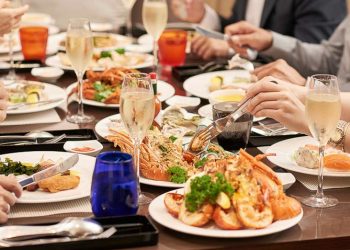 Chương trình khuyến mại tháng 6 tại Caravelle Saigon 8