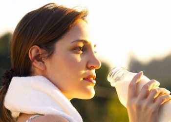 Sữa có thực sự giúp xương chắc khoẻ? - 03