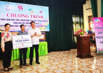 Huawei Việt Nam tài trợ tặng phòng máy tính cho trường học tỉnh Phú Thọ