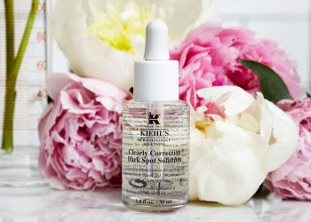 Kiehl’s Clearly Corrective Dark Spot Solution - Tinh chất trị thâm mụn dành cho mùa hè