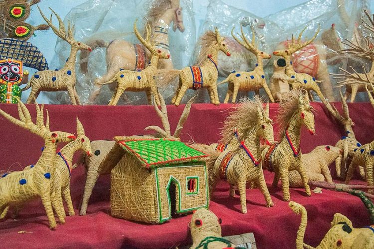 Nghệ phẩm xơ dừa Orissa 10