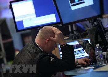 Thị trường chứng khoán thế giới ảm đạm vì căng thẳng thương mại Trung - Mỹ