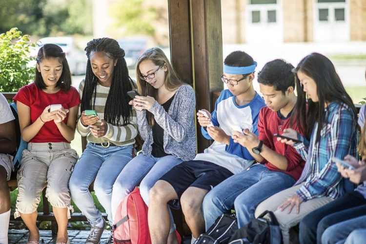 Cứu “teen” trong thời đại số 2