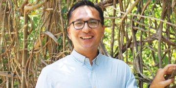 Ông Ateeb Shrestha, Tổng giám đốc khu nghỉ dưỡng Six Senses Ninh Vân Bay 3