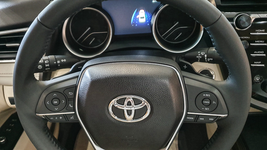 Sedan hạng D Toyota Camry 2019 21