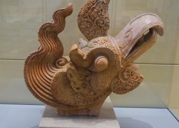 Báu vật khảo cổ học tìm thấy dưới lòng đất Việt 3