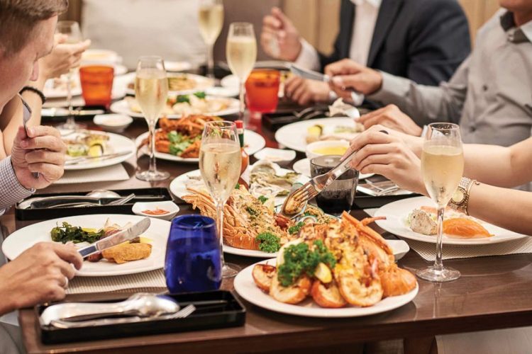 Chương trình Sunday Brunch của Khách sạn Caravelle