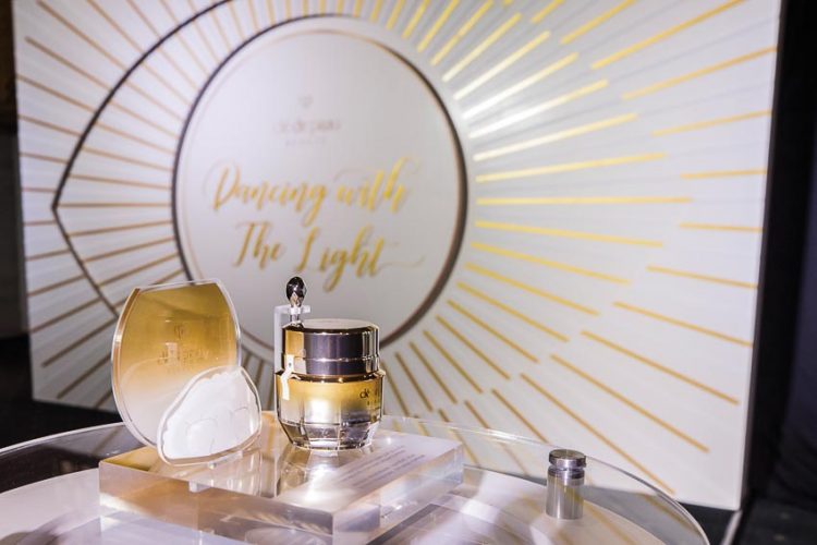 Clé de Peau Beauté ra mắt bộ đôi sản phẩm dưỡng da vùng mắt 8