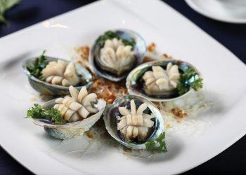 Thực đơn bào ngư tươi New Zealand tại Nhà hàng Trung Hoa Li Bai