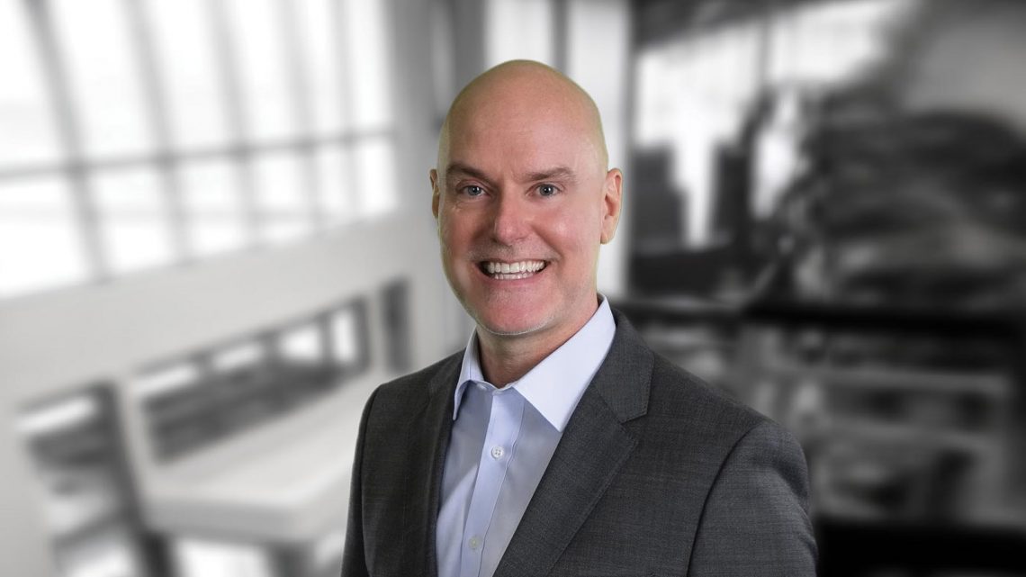 Ông Carey Chambers - CEO USHome 3