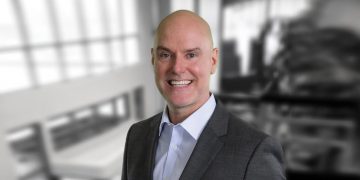 Ông Carey Chambers - CEO USHome 3