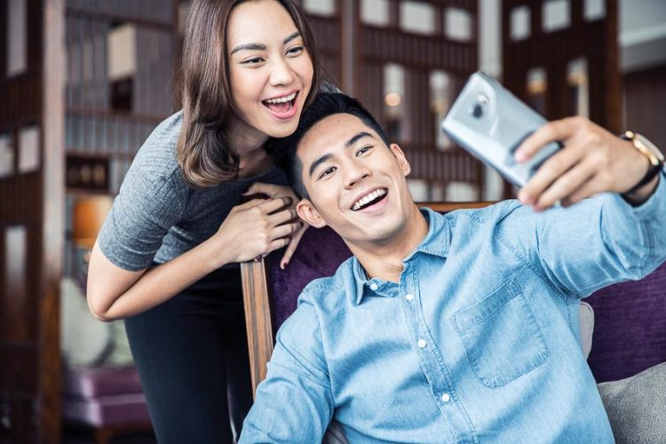 Những chiếc smartphone tầm trung đa năng 2