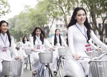 Chuyện nhà tôi: Vấn đề đạo đức - Ai… xấu xí?