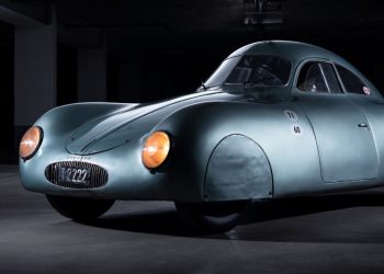 Chiếc xe cổ Porsche Type 64 được định giá đắt nhất thế giới - 0