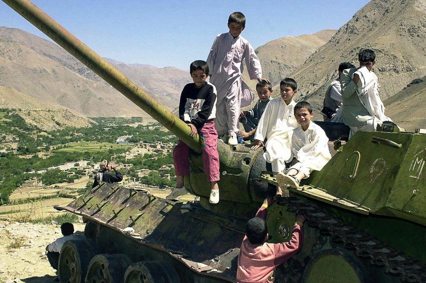 Afghanistan qua ống kính cố nhiếp ảnh gia Shah Marai - 10
