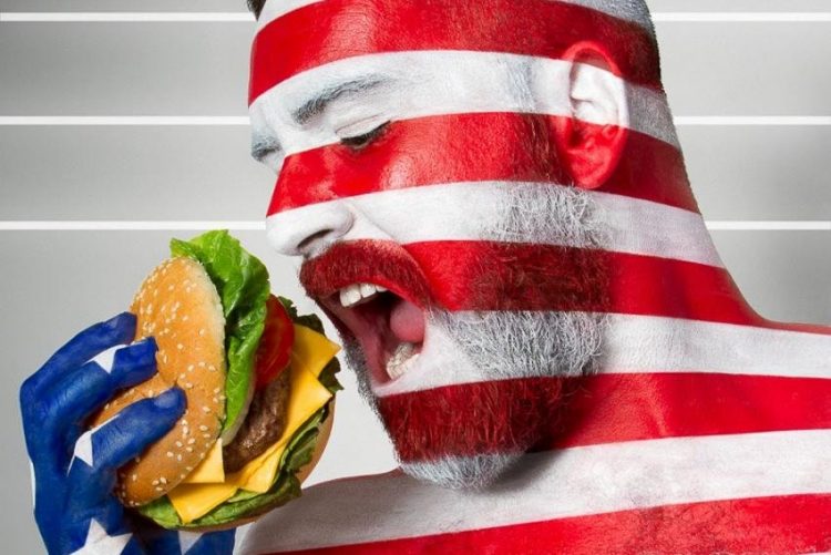 Bộ ảnh Fat Flag của nhiếp ảnh gia Jonathan Icher - 0