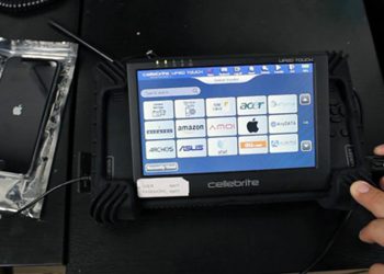 Công ty công nghệ Israel có thể xâm nhập tất cả điện thoại Iphone