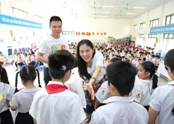 Nhân viên Herbalife Việt Nam thăm các trung tâm Casa Herbalife nhân ngày Quốc tế Thiếu nhi