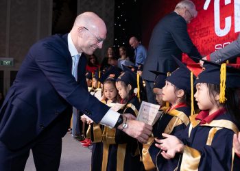 Học sinh VAS được nhiều học bổng du học tại các trường trung và đại học trên thế giới 1