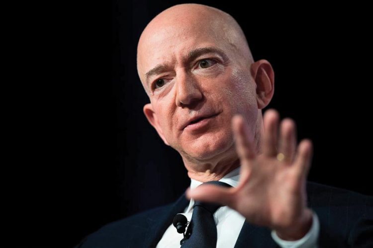 Jeff Bezos - thành công nhờ chiến lược dựa trên người tiêu dùng - 2