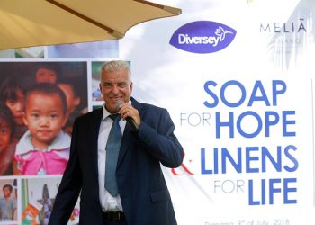 Melia Danang Beach Resort tham gia vào chiến dịch hạn chế rác thải nhựa - 1