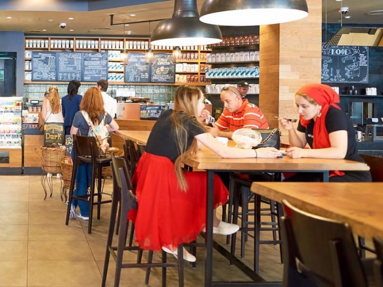 2 câu hỏi khám phá thói quen tiêu xài của khách hàng