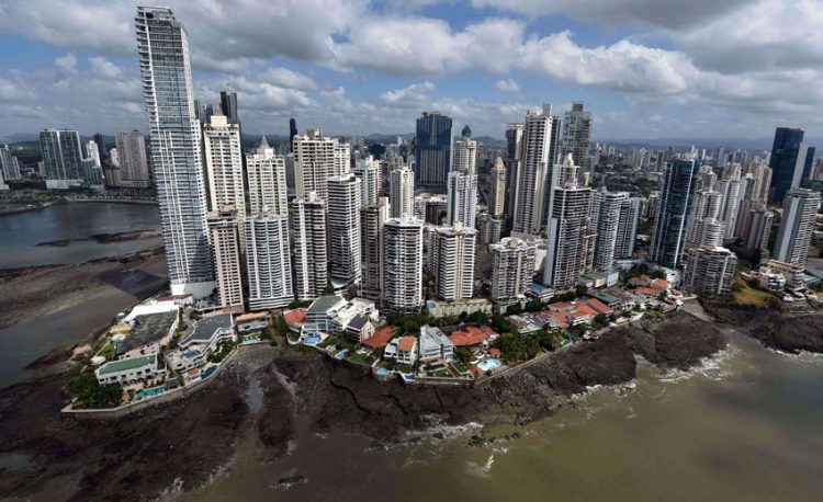 Tổ chức quốc tế về phòng chống rửa tiền đưa Panama vào danh sách đen