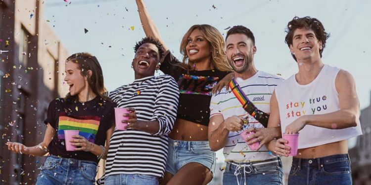 H&M ra mắt BST đặc biệt Love for All - tình yêu cho tất cả mọi người 1