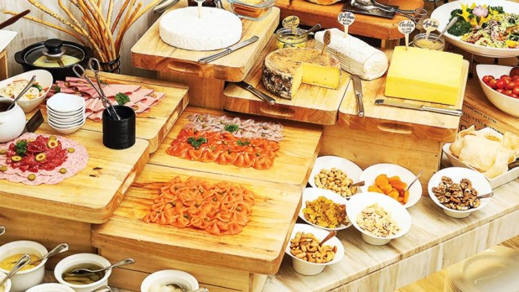 Nhà hàng Nineteen - Điểm đến ăn trưa yêu thích