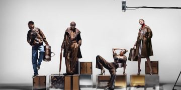 Burberry cho ra mắt bộ sưu tập TB Monogram - 12