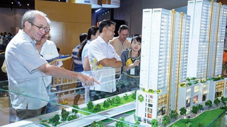 Nghiêm cấm đứng tên mua nhà cho người nước ngoài - 1