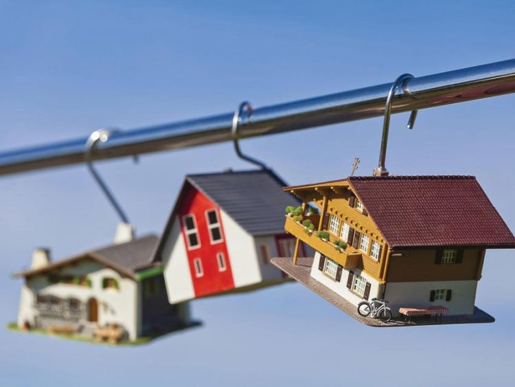 Chuyện nhà tôi: Khó như… đi mua nhà