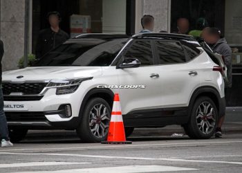 Lộ diện SUV mới của Kia cạnh tranh với Hyundai Kona - 01