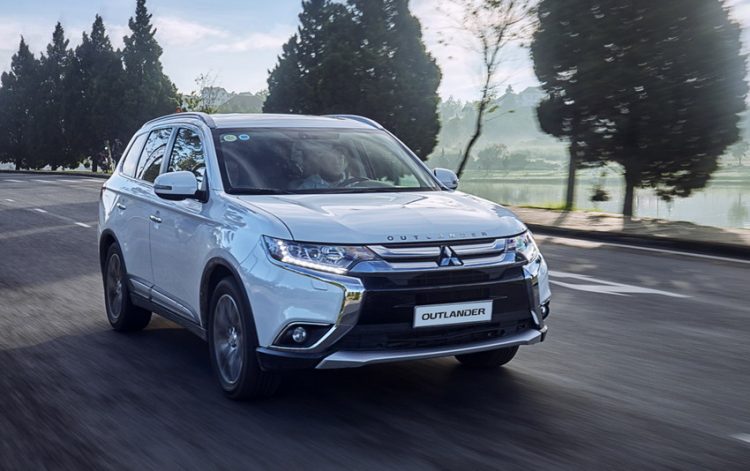 Bảng giá xe Mitsubishi tháng 6-2019: Mitsubishi Outlander giảm đến 51,5 triệu đồng 1
