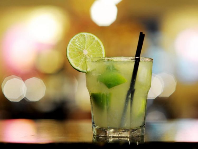 11 loại cocktail đơn giản giải nhiệt mùa hè mà bạn có thể tự làm - 9