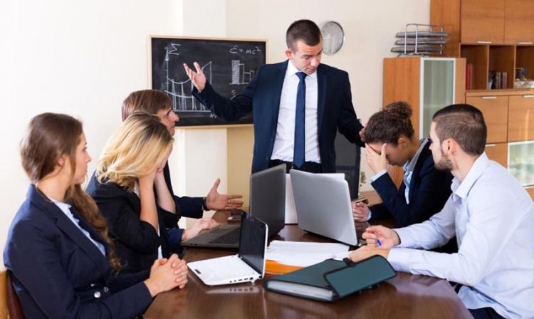 17 phẩm chất phân biệt người lãnh đạo và người quản lý