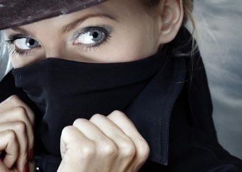 Khi chiến tranh tình báo Đông Tây bùng phát - 3