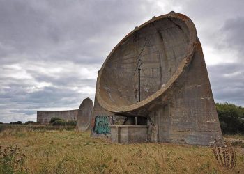 Gương âm thanh của Vương quốc Anh - 1