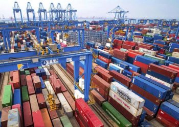 IMF: căng thẳng thương mại và bất ổn là lực cản kinh tế thế giới -2