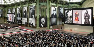 Lễ tưởng niệm NTK Karl Lagerfeld đầy sắc màu Karl for Ever - 3