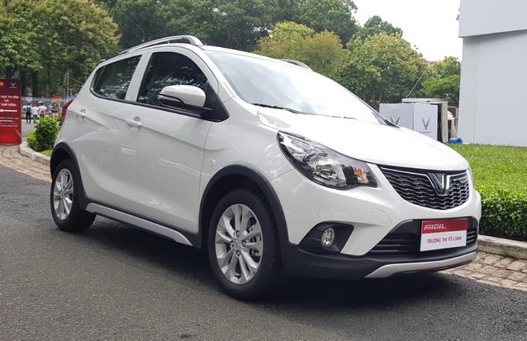 Vinfast bổ sung ốp chắn bùn cho mẫu xe Fadil - 1