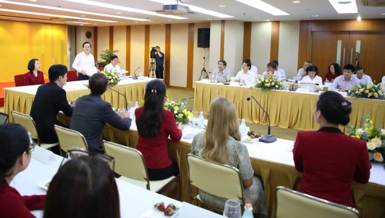 Tọa đàm tìm giải pháp nâng cao chất lượng dạy và học tiếng Anh - 2